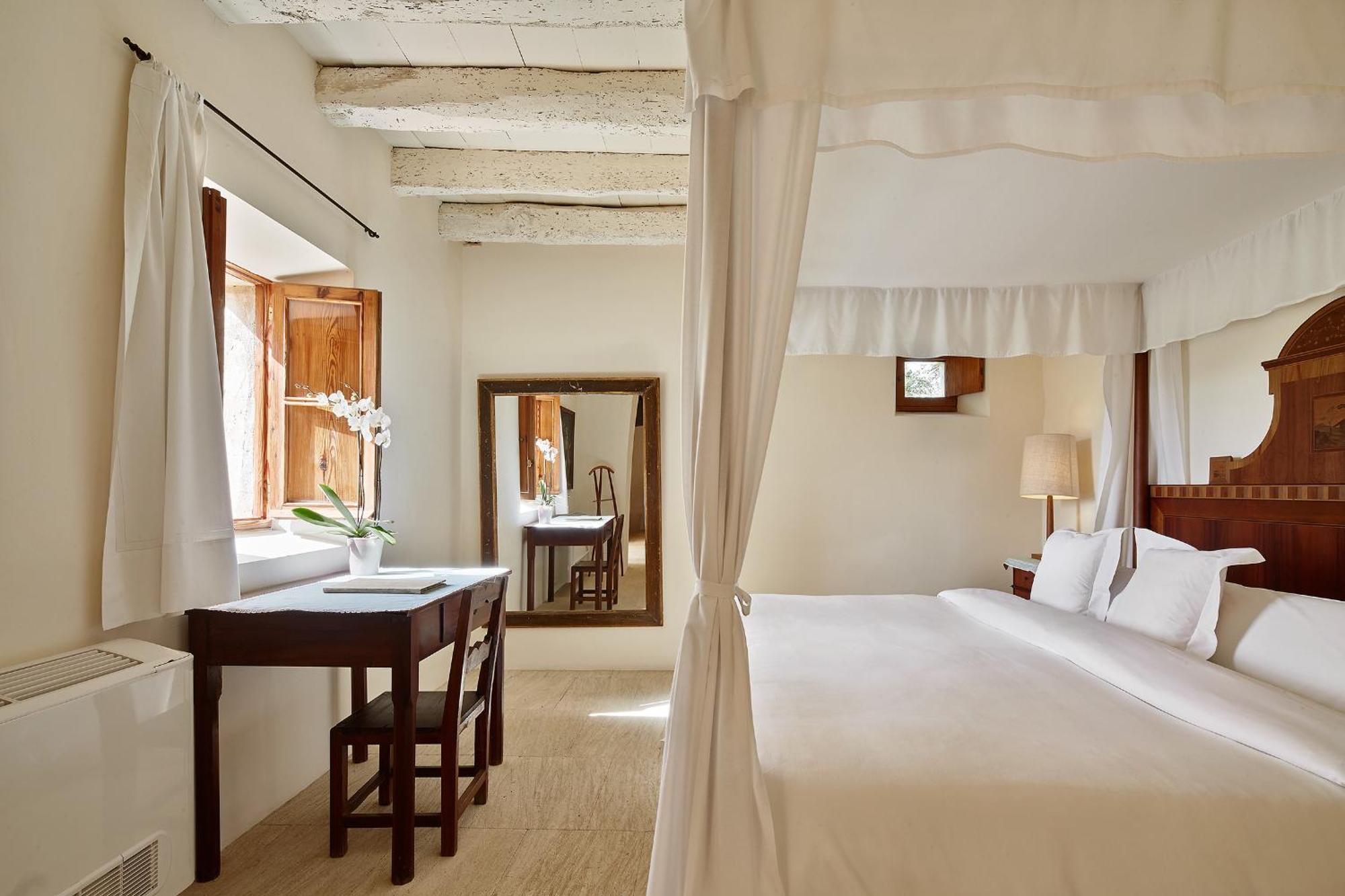 Son Gener Hotel